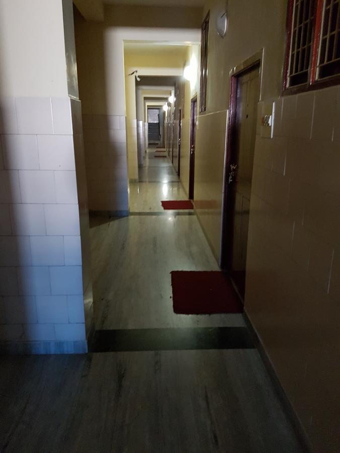 Sri Sai Residency Hotel Tirupati Exterior foto